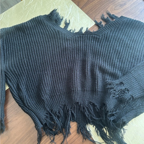 Off the shoulder black sweater - Picture 7 of 10